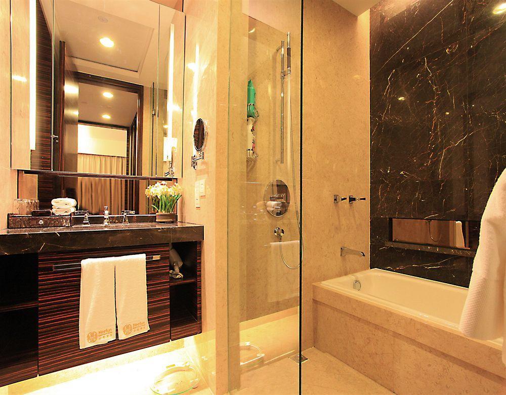 Guangzhou Heefun Apartment - Poly World Trading Center Shajing المظهر الخارجي الصورة